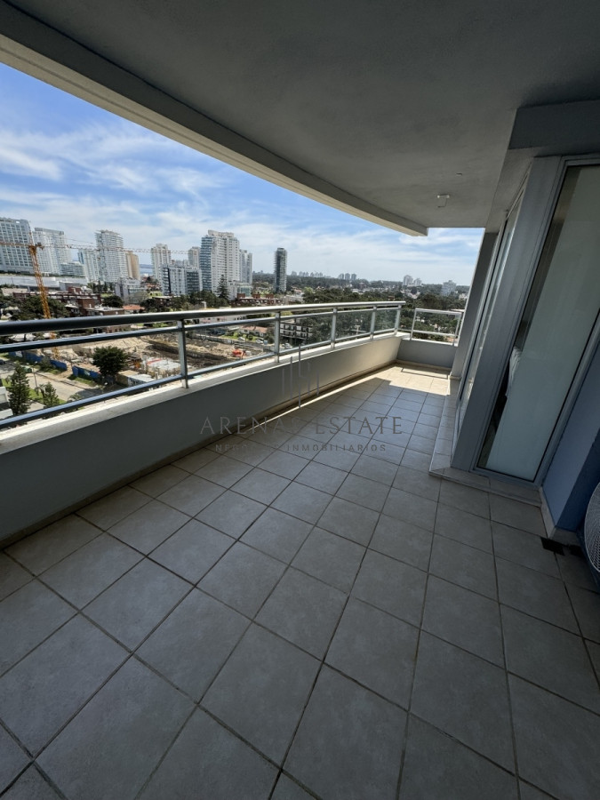 Apartamento ID.3052 - Apartamento d 3 dormitorios  en venta en Punta del Este 