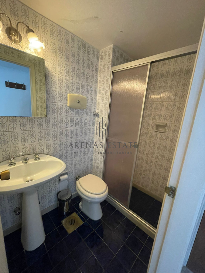 Apartamento ID.187 - Apartamento en venta de dos dormitorios en Peninsula , Punta del Este 