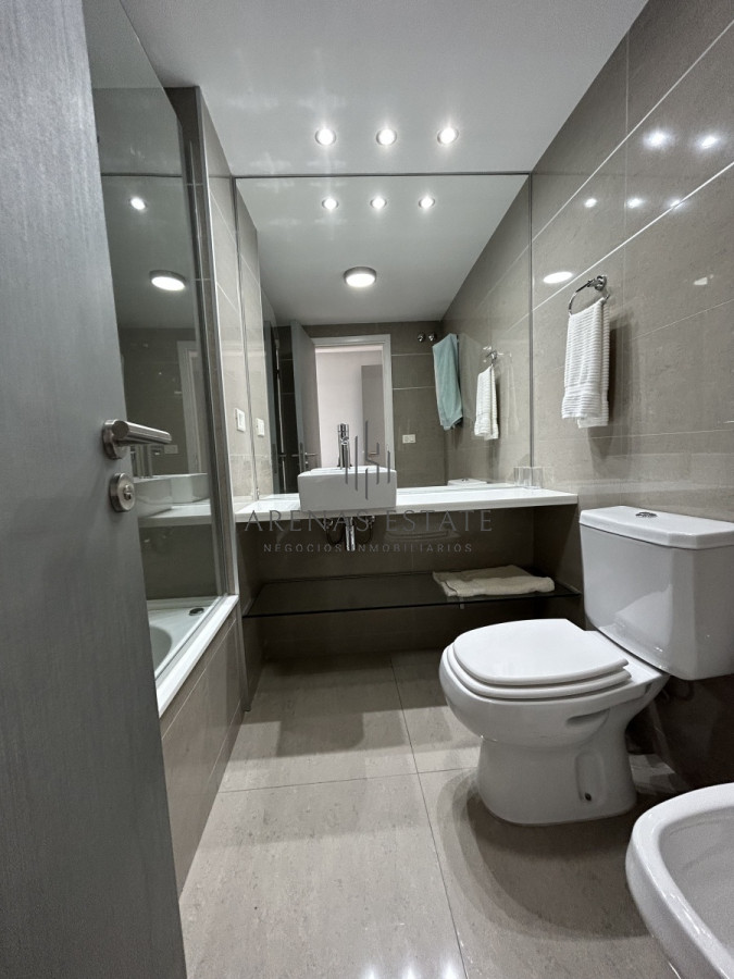 Apartamento ID.1759 - Impresionante apartamento de 3 dormitorios y servicio , Punta del Este