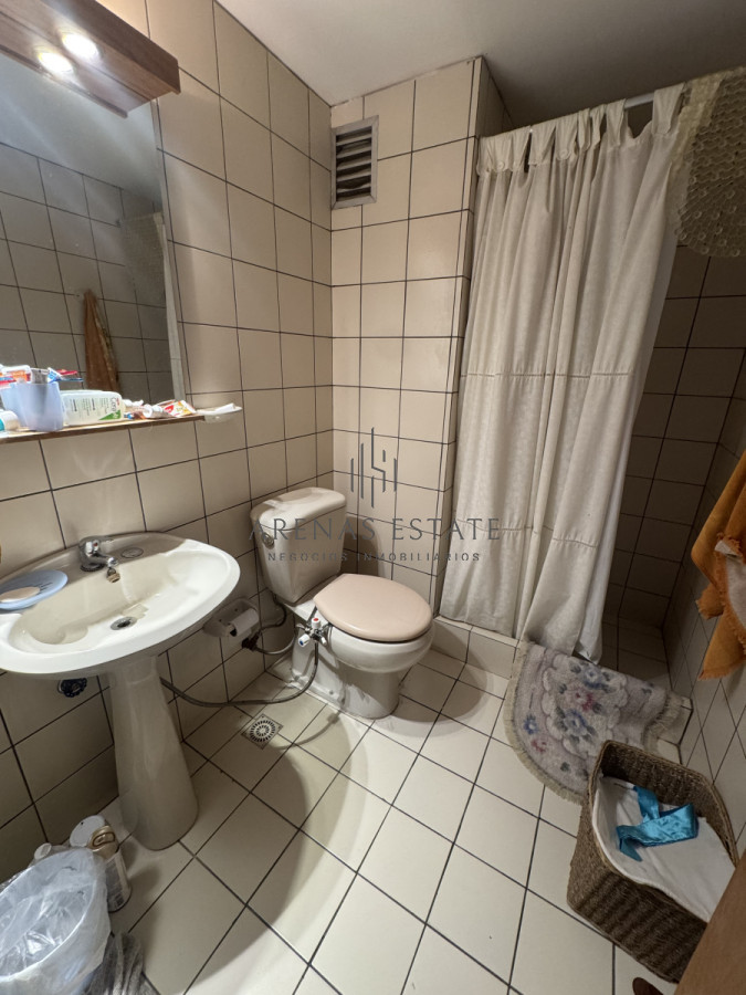 Apartamento ID.3837 - Apartamento de 3 dormitorios en venta en Punta del Este, Roosevelt 