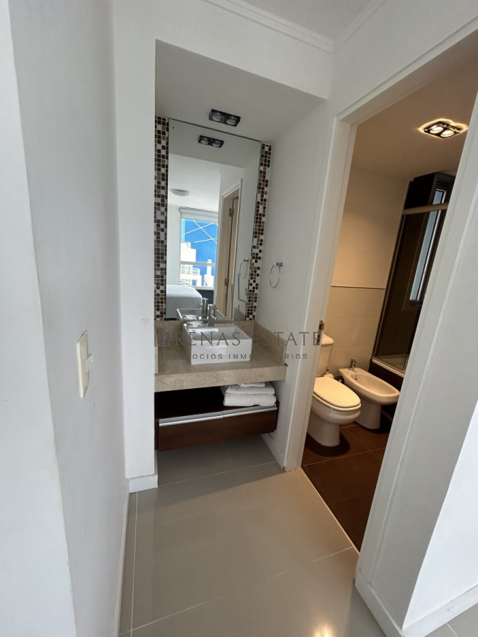 Apartamento ID.2256 - Apartamento en venta Sobre Chiverta - Punta del Este