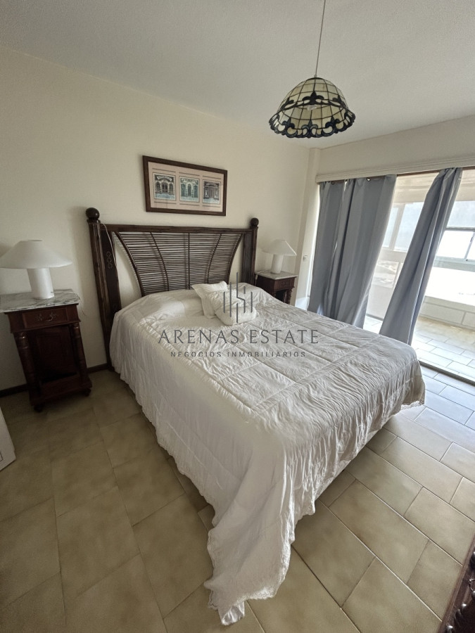 Apartamento ID.2342 - Apartamento de 3 dormitorios en Peninsula  Punta del Este