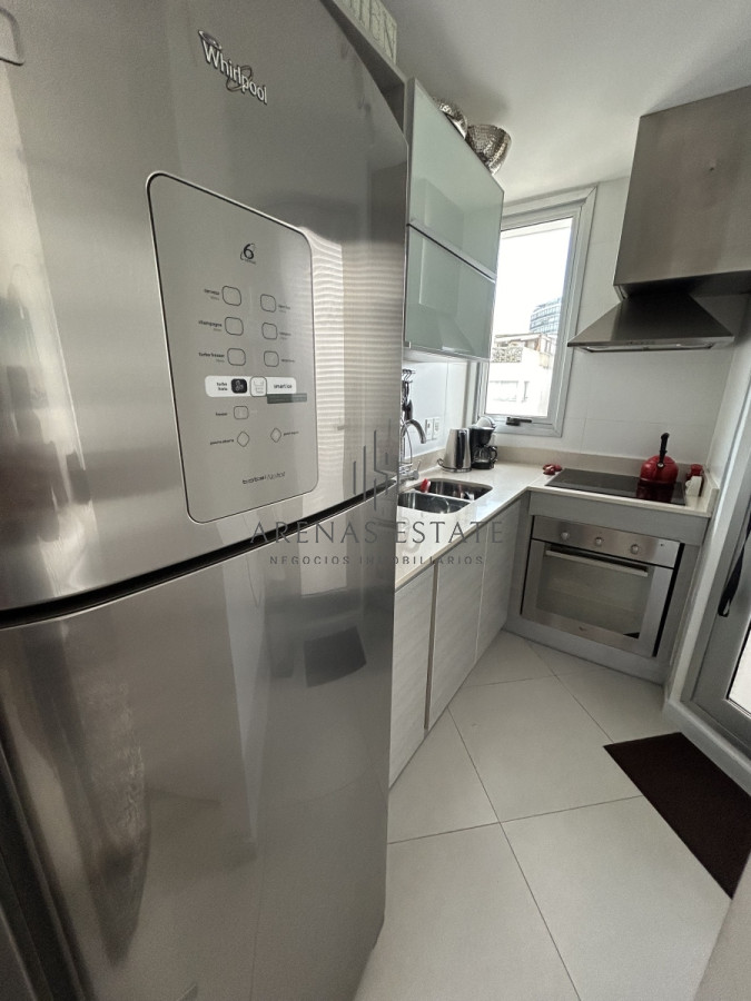Apartamento ID.2550 - Apartamento de dos dormitorios en venta en zona del Puerto de Punta del Este 