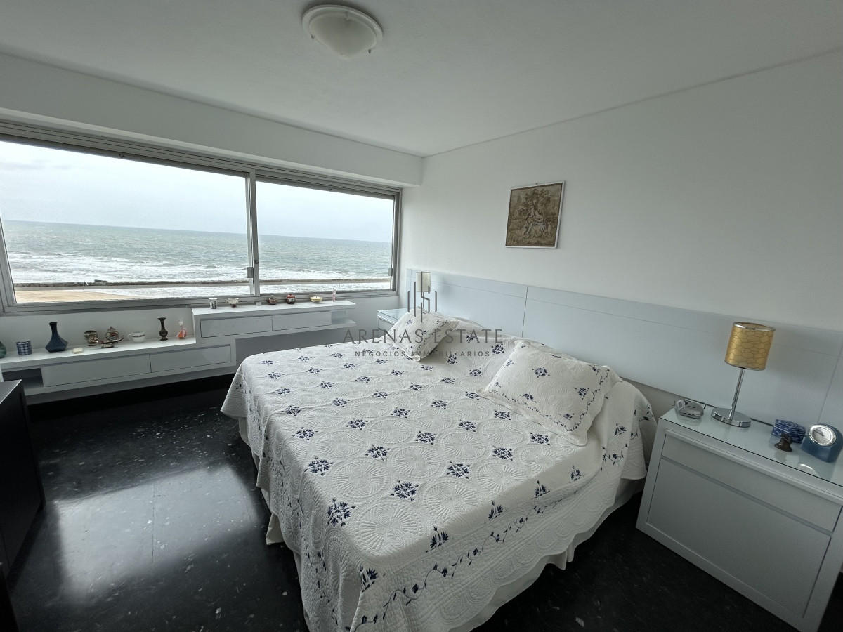 Apartamento ID.1973 - Espectacular apartamento en venta en zona de la Brava , 3 dormitorios mas servicio 