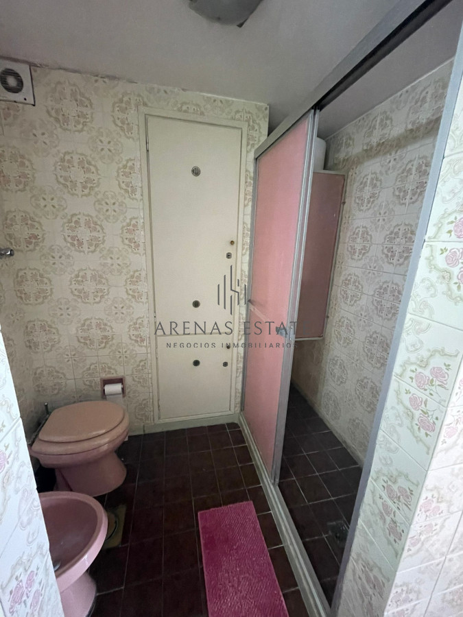 Apartamento ID.187 - Apartamento en venta de dos dormitorios en Peninsula , Punta del Este 