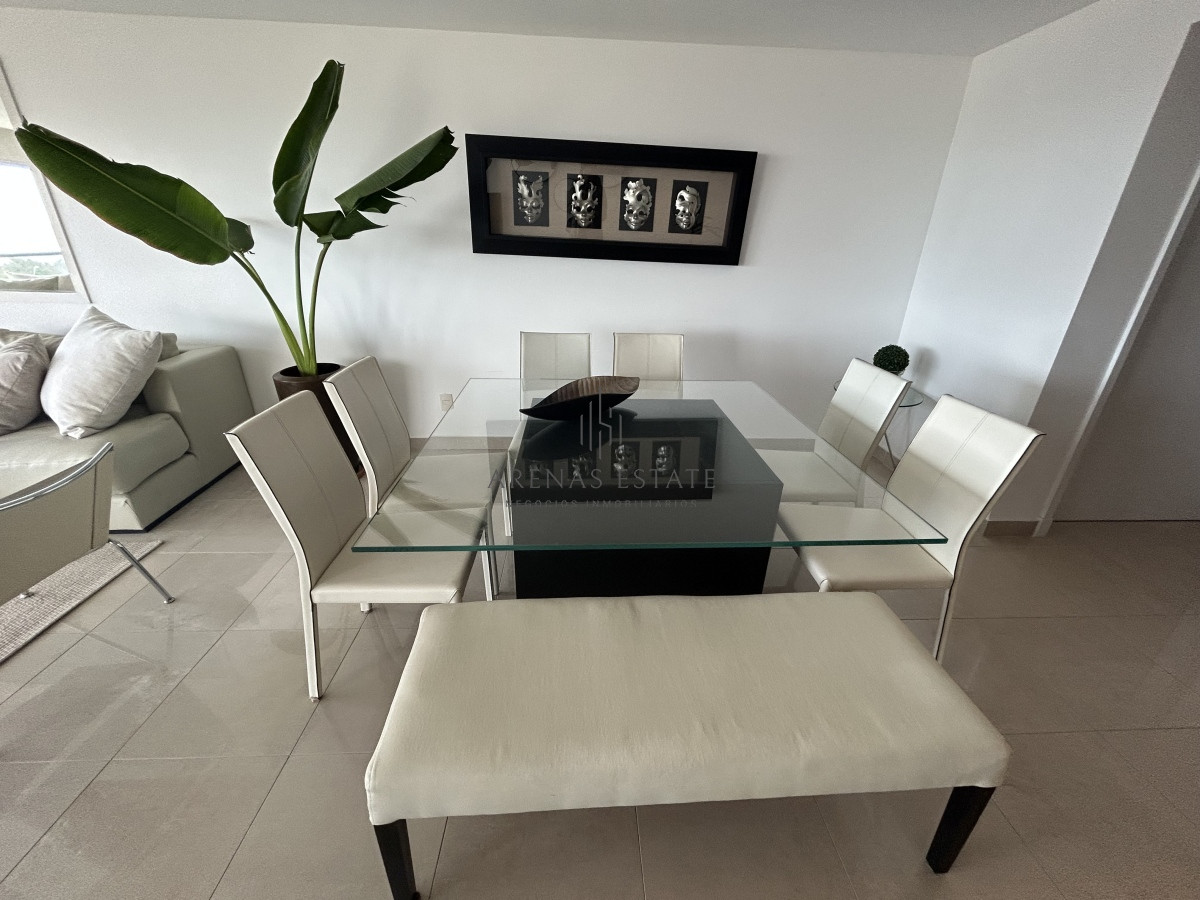 Apartamento ID.2074 - Penthouse en venta en Punta del Este , zona Brava , 3 dormitorios 
