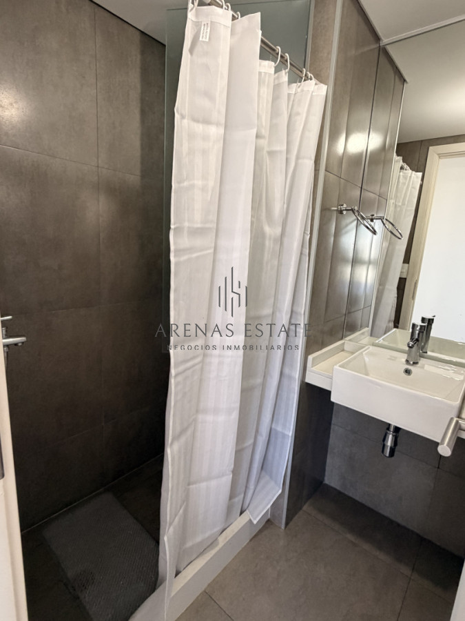 Apartamento ID.4171 - Apartamento en venta en zona Brava , 2 dormitorios 