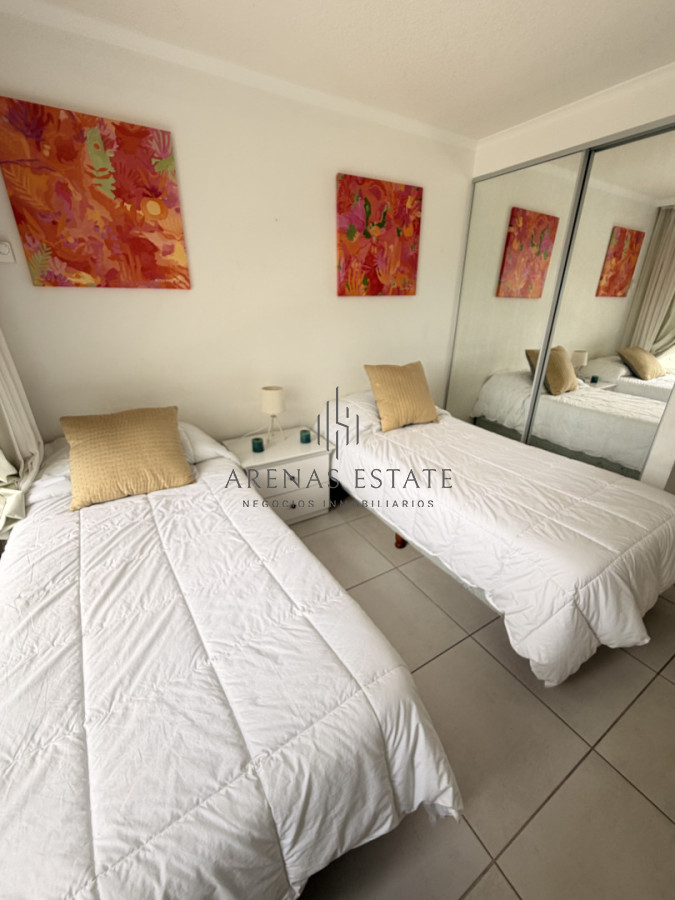 Apartamento ID.4306 - Apartamento de 2 dormitorios en venta en Punta del Este