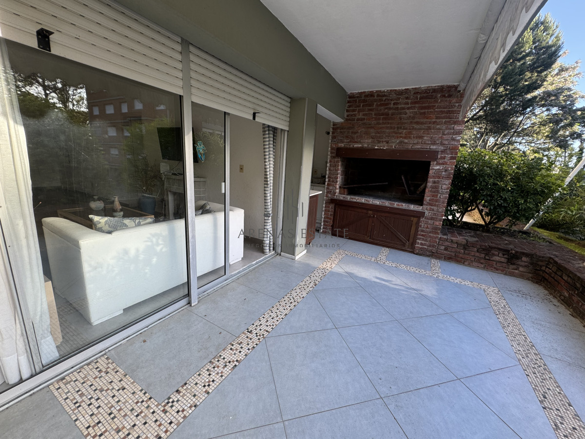 Apartamento ID.3182 - Apartamento de 3 dormitorios en venta en Punta del Este