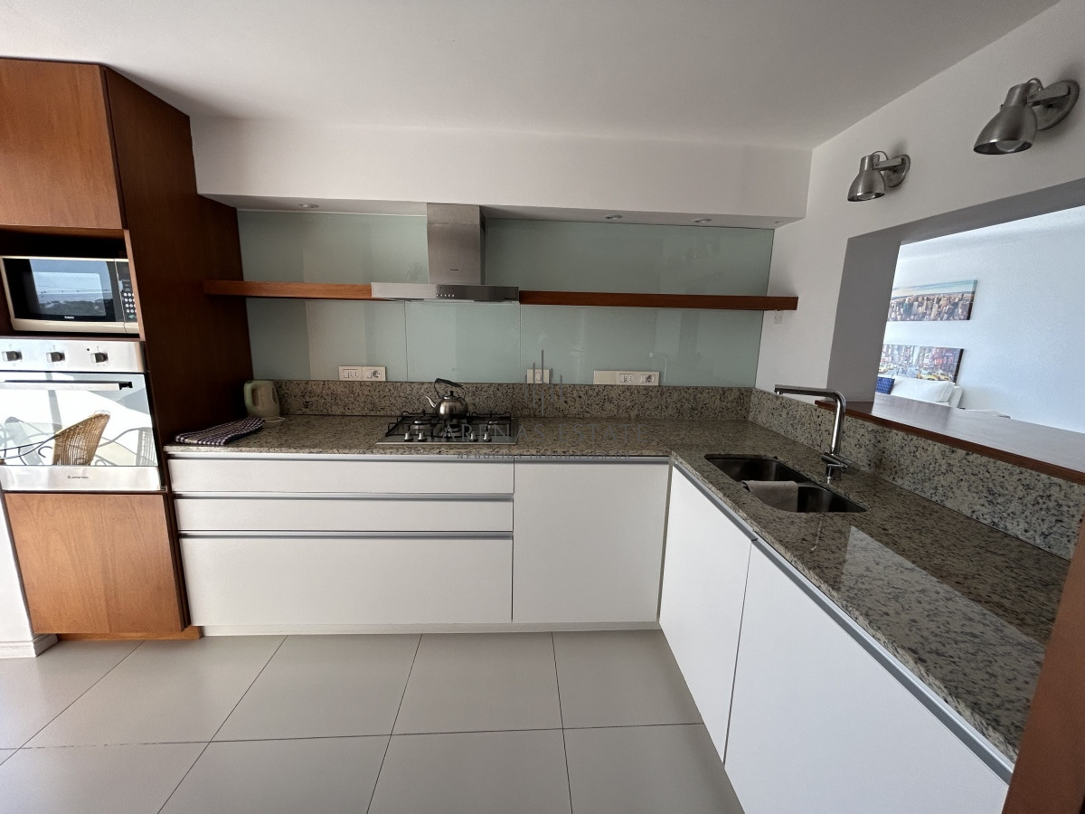 Apartamento ID.1878 - Apartamento en venta de 3 dormitorios en Punta del Este