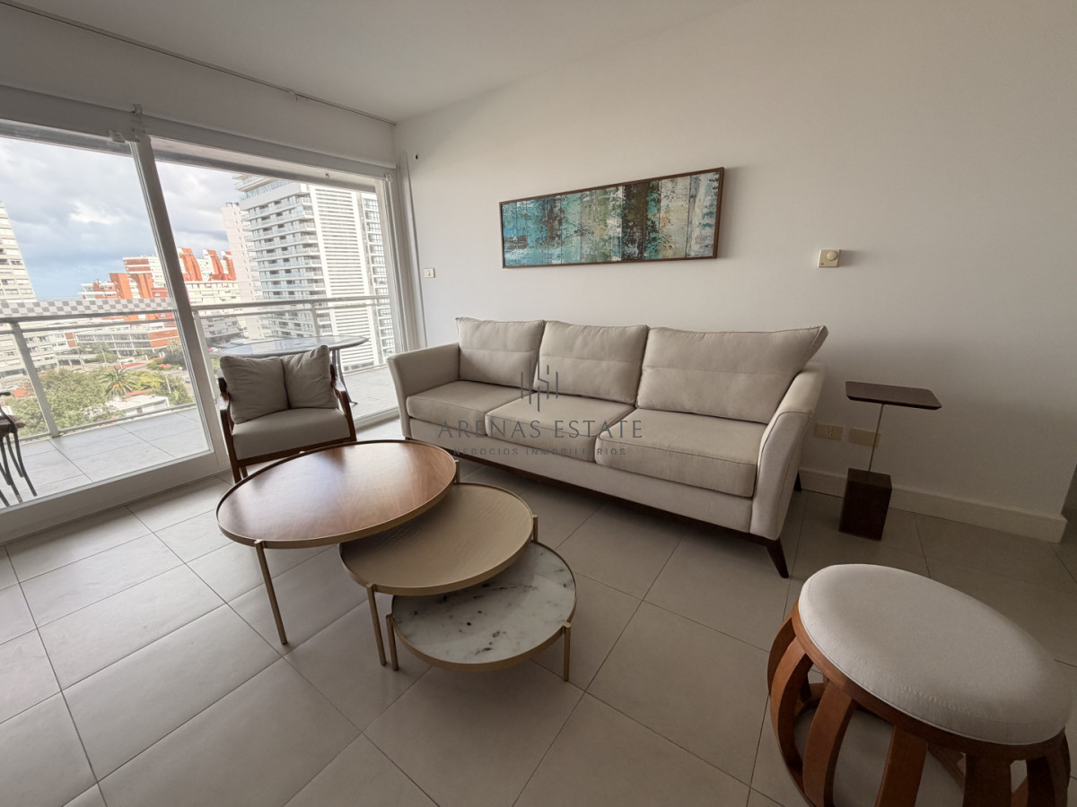Apartamento ID.4455 - Apartamento de dos dormitorios en venta en Punta del Este