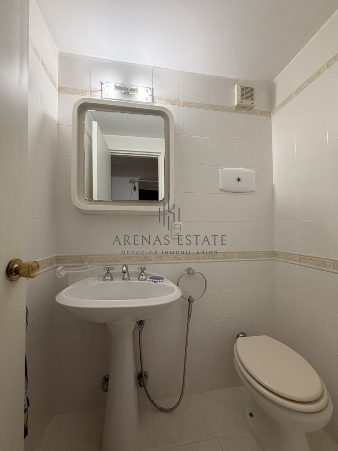 Apartamento ID.4345 - Apartamento de 2 dormitorios en venta en Punta del Este 