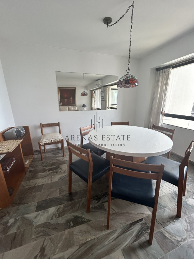 Apartamento ID.2232 - Apartamento de 3 dormitorios en venta en Punta del Este 