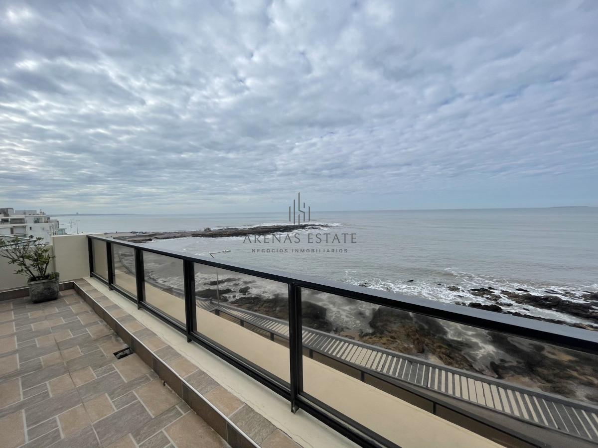 Apartamento ID.1268 - Penthouse en venta en Punta del Este 