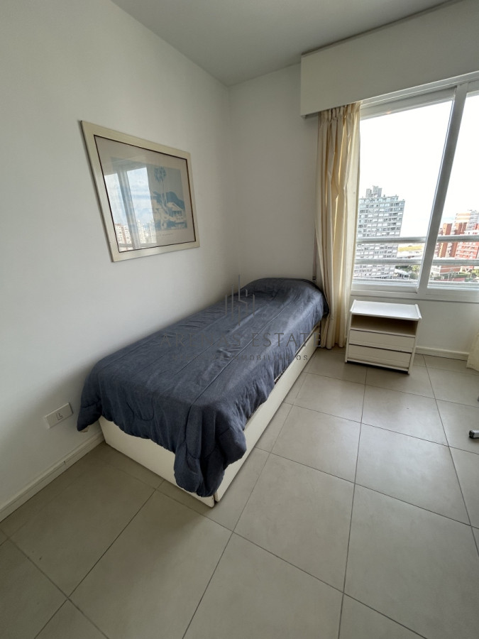 Apartamento ID.2237 - Apartamento de 3 dormitorios en venta en Punta del Este 