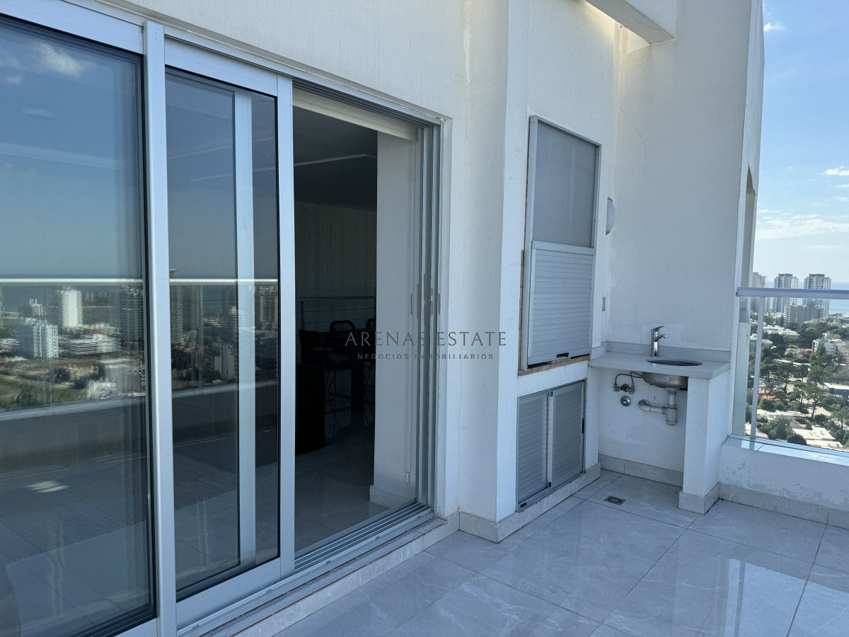 Apartamento ID.3544 - Espectacular Penthouse en Venta en Punta del Este  