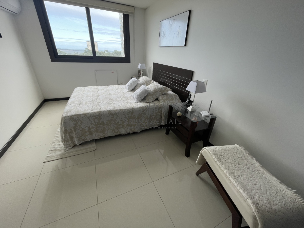 Apartamento ID.1623 -  Apartamento en venta con 3 dormitorios, Roosevelt , Punta del Este 