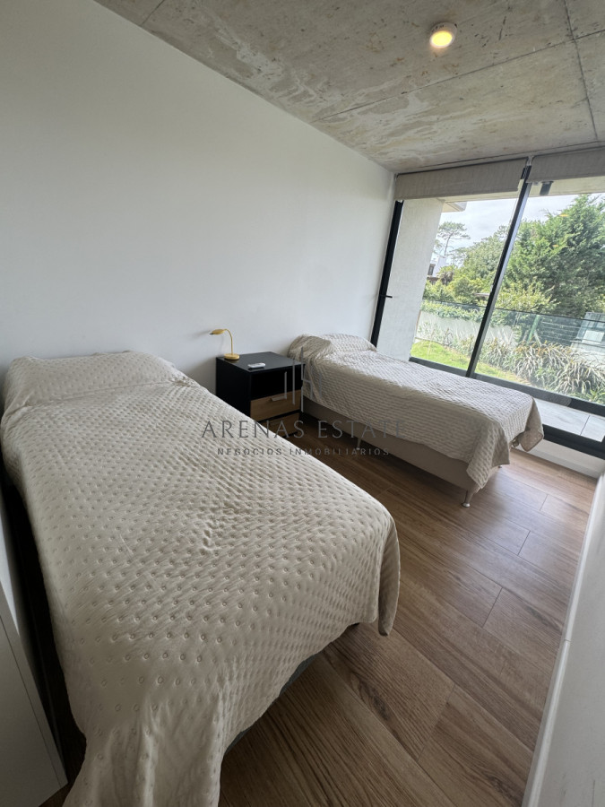 Apartamento ID.3559 - Apartamento en venta en primera linea de playa Mansa , 2 dormitorios 