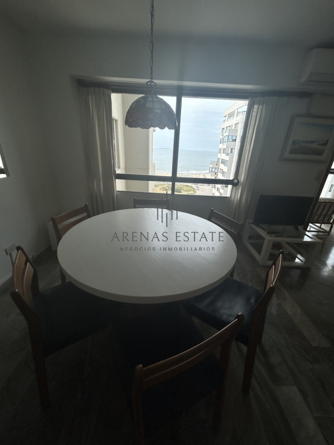Apartamento ID.2232 - Apartamento de 3 dormitorios en venta en Punta del Este 