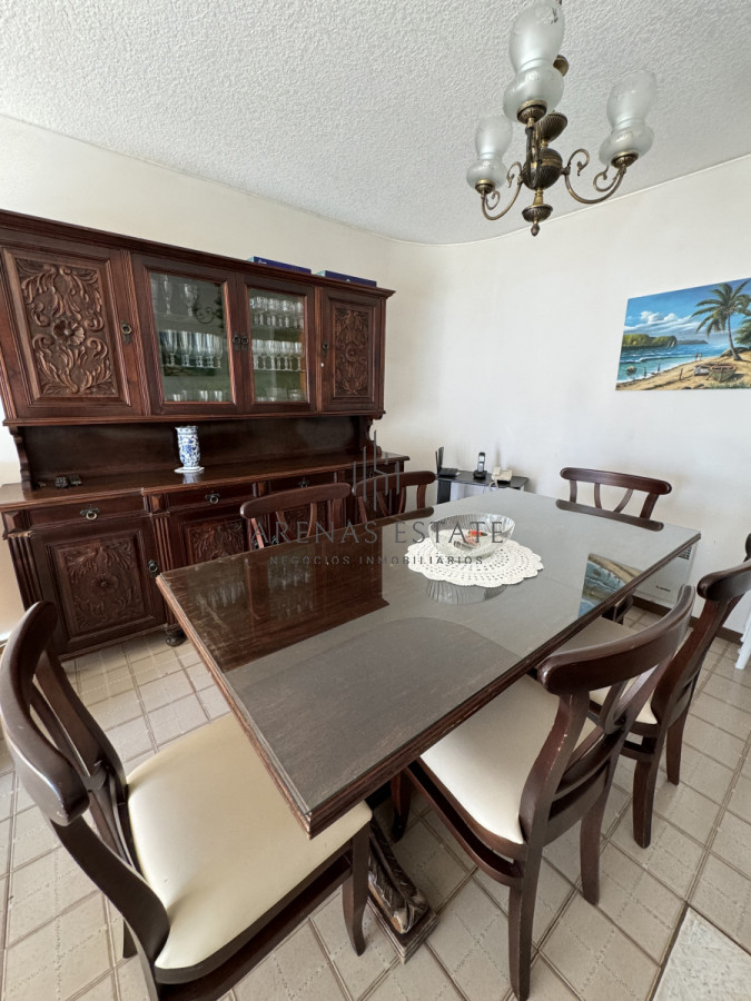 Apartamento ID.3180 - Apartamento de dos dormitorios en venta en Punta del Este 