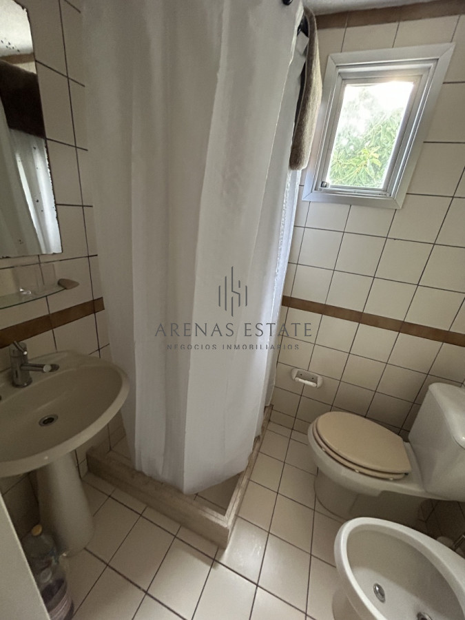 Apartamento ID.1902 - Apartamento de 3 dormitorios en venta en Punta del Este , zona Mansa