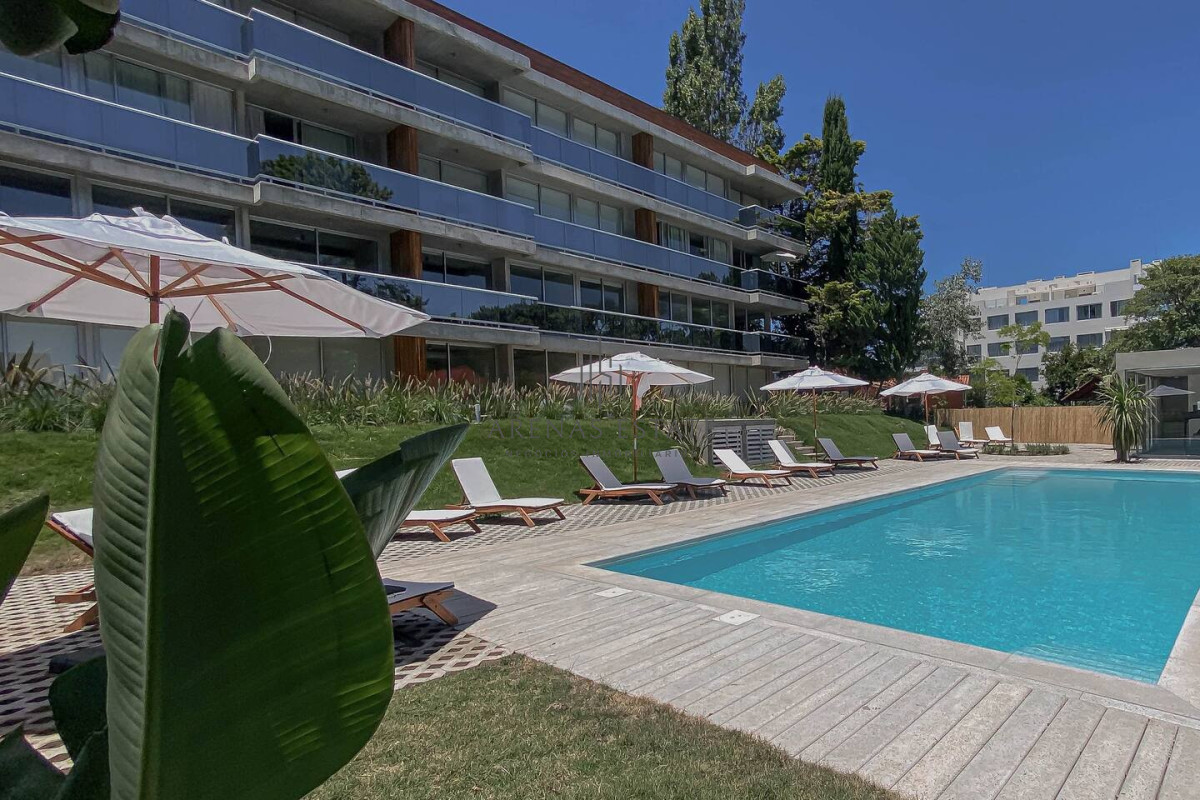 Apartamento ID.3296 - Excelente aparatmento en oportunidad en zona Mansa , Punta del Este 