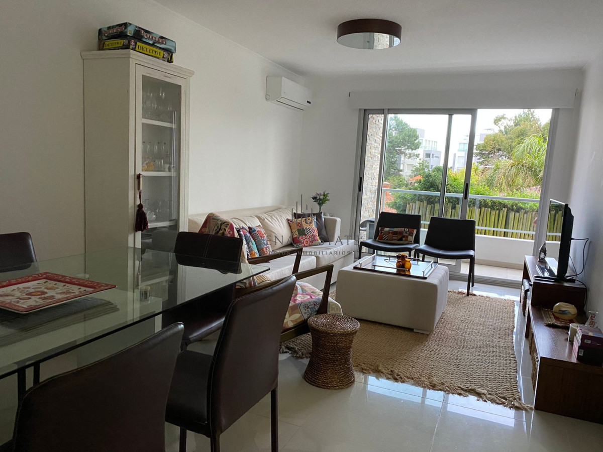 Apartamento ID.2279 - Apartamento en venta de 3 dormitorios en venta en Punta del Este