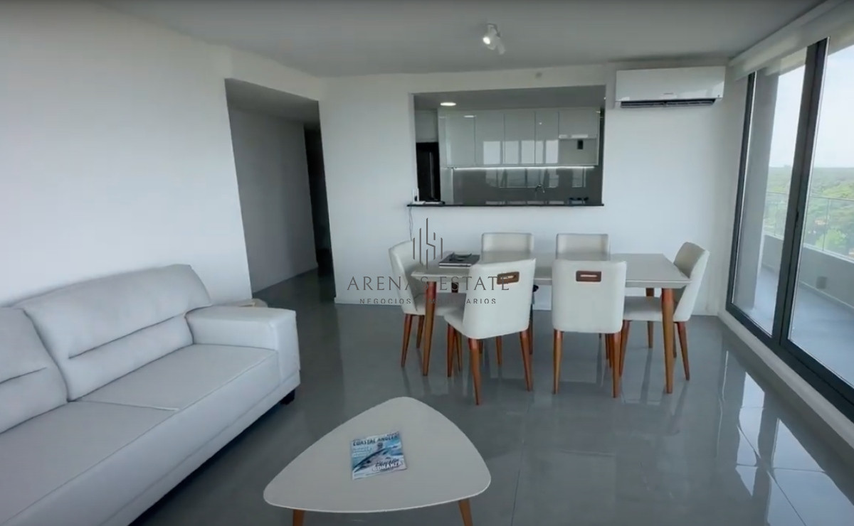 Apartamento ID.2447 - Apartamento en venta de 3 dormitorios en Av Roosevelt 