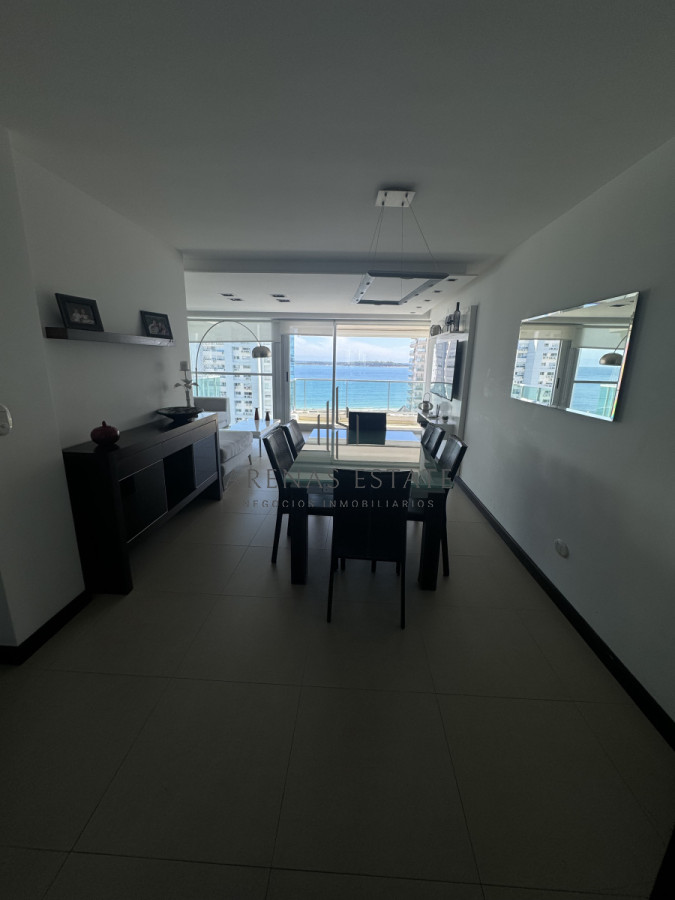 Apartamento ID.3597 - Apartamento de 3 dormitorios en venta en Punta del Este