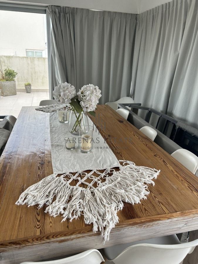 Apartamento ID.2074 - Penthouse en venta en Punta del Este , zona Brava , 3 dormitorios 