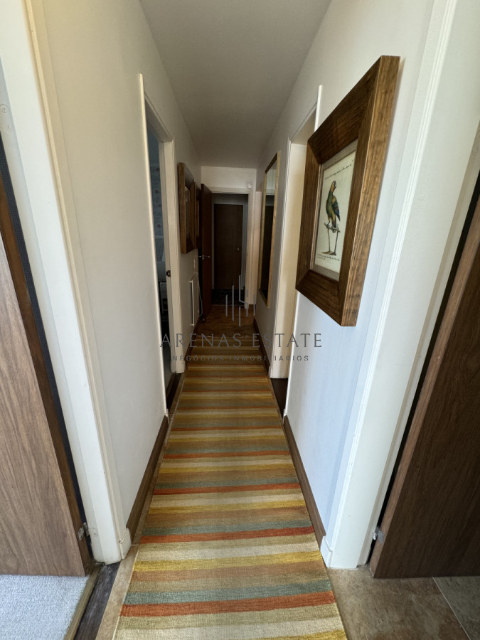 Apartamento ID.3560 - Apartamento de 3 dormitorios en venta en Punta del Este 