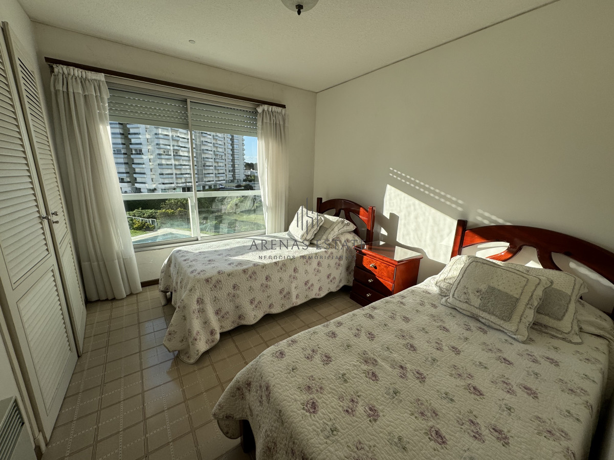 Apartamento ID.3180 - Apartamento de dos dormitorios en venta en Punta del Este 