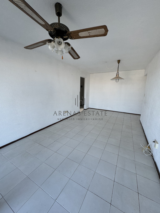 Apartamento ID.3333 - Apartamento de 3 dormitorios en venta en Maldonado 