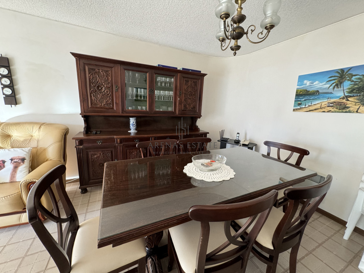 Apartamento ID.3180 - Apartamento de dos dormitorios en venta en Punta del Este 
