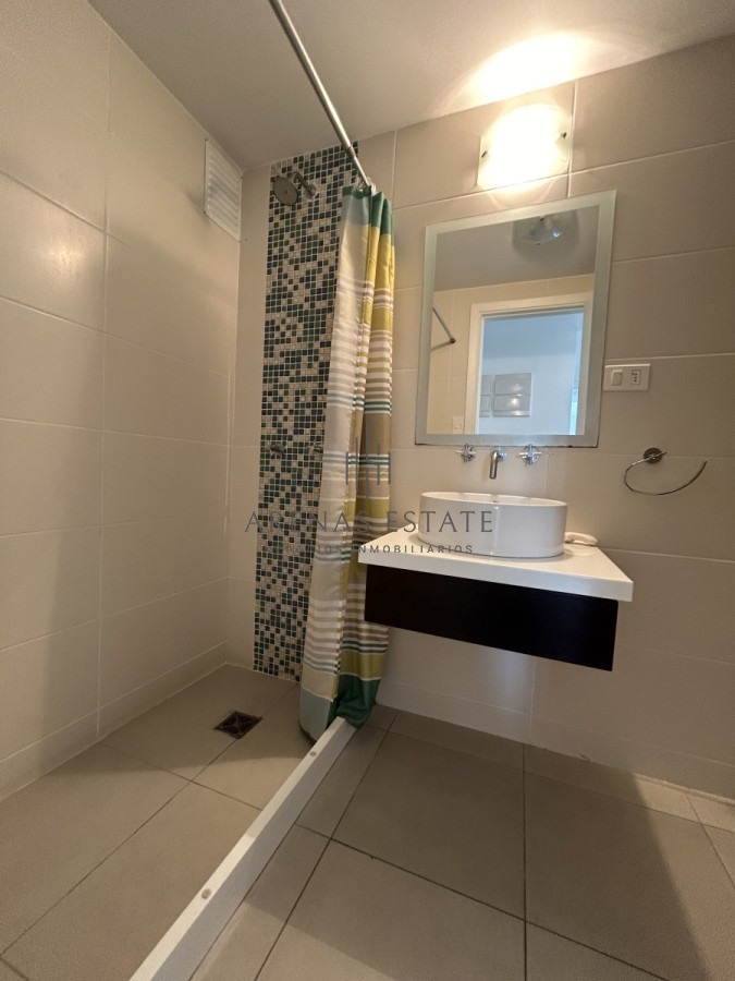 Apartamento ID.2237 - Apartamento de 3 dormitorios en venta en Punta del Este 