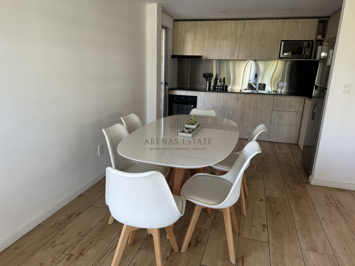 Apartamento ID.3296 - Excelente aparatmento en oportunidad en zona Mansa , Punta del Este 