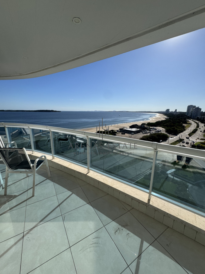 Apartamento ID.3682 - Apartamento en venta en primera linea de playa mansa 