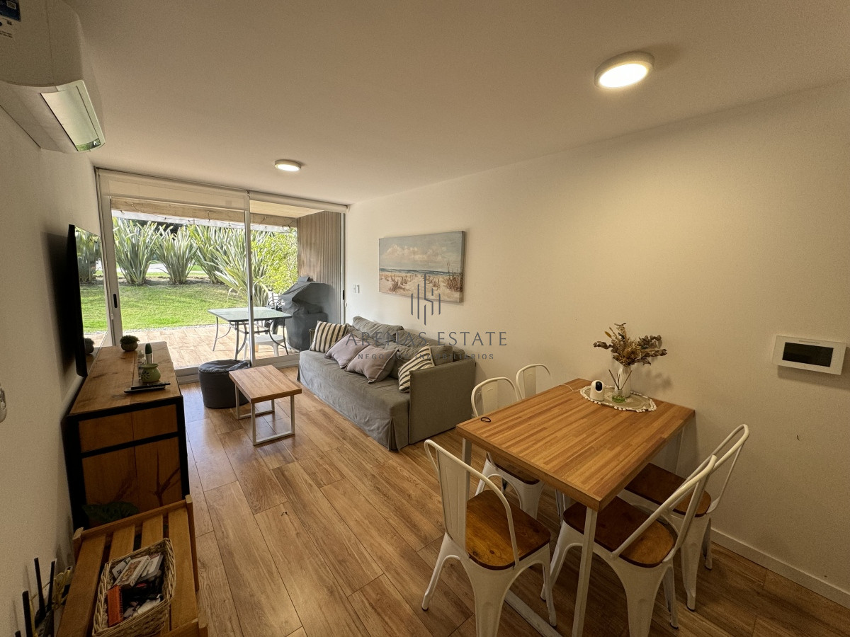 Apartamento ID.2743 - Apartamento en venta de 2 dormitorios en Punta del Este 