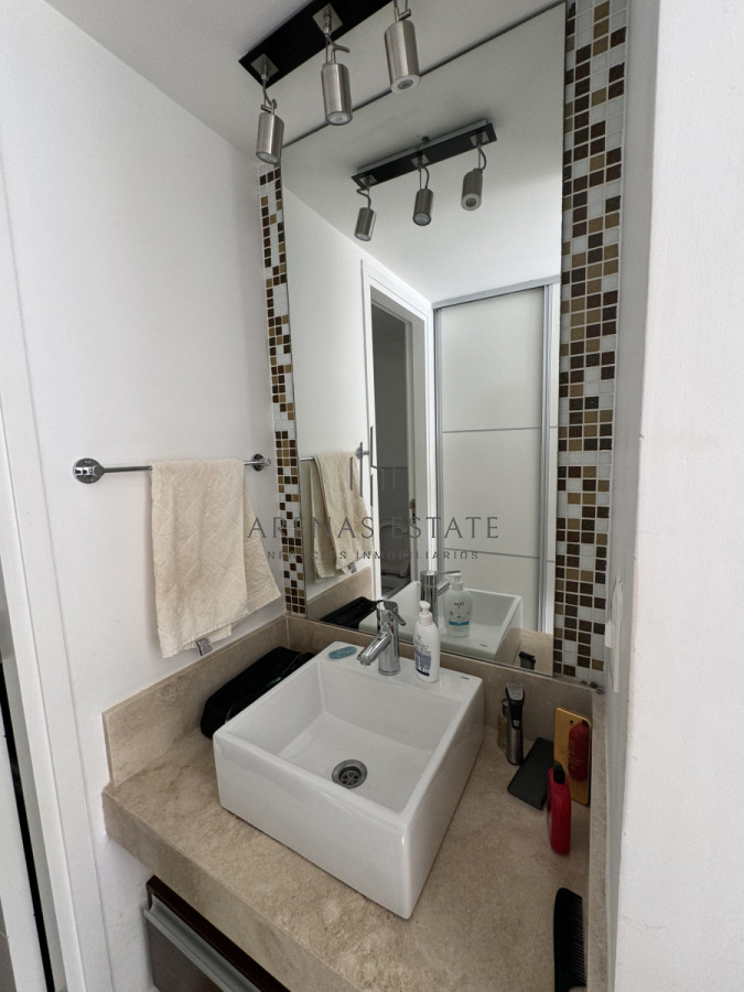Apartamento ID.3384 - Apartamento de 2 dormitorios en venta en zona chiverta 