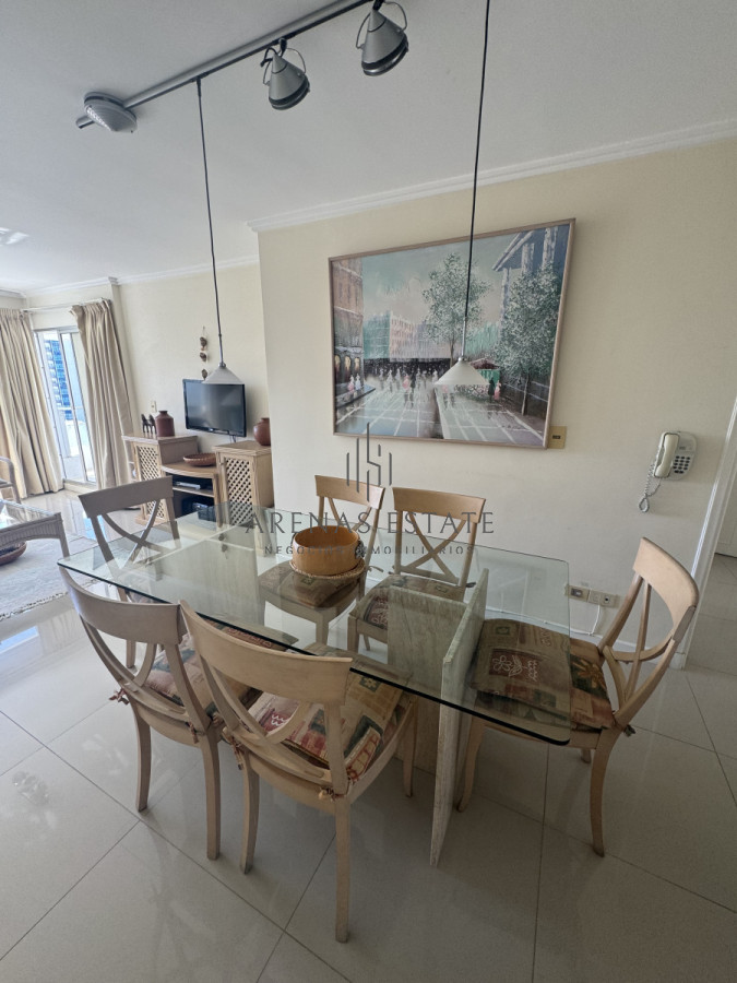 Apartamento ID.2343 - Apartamento en venta de 3 dormitorios en Aidy Grill , Punta del Este 