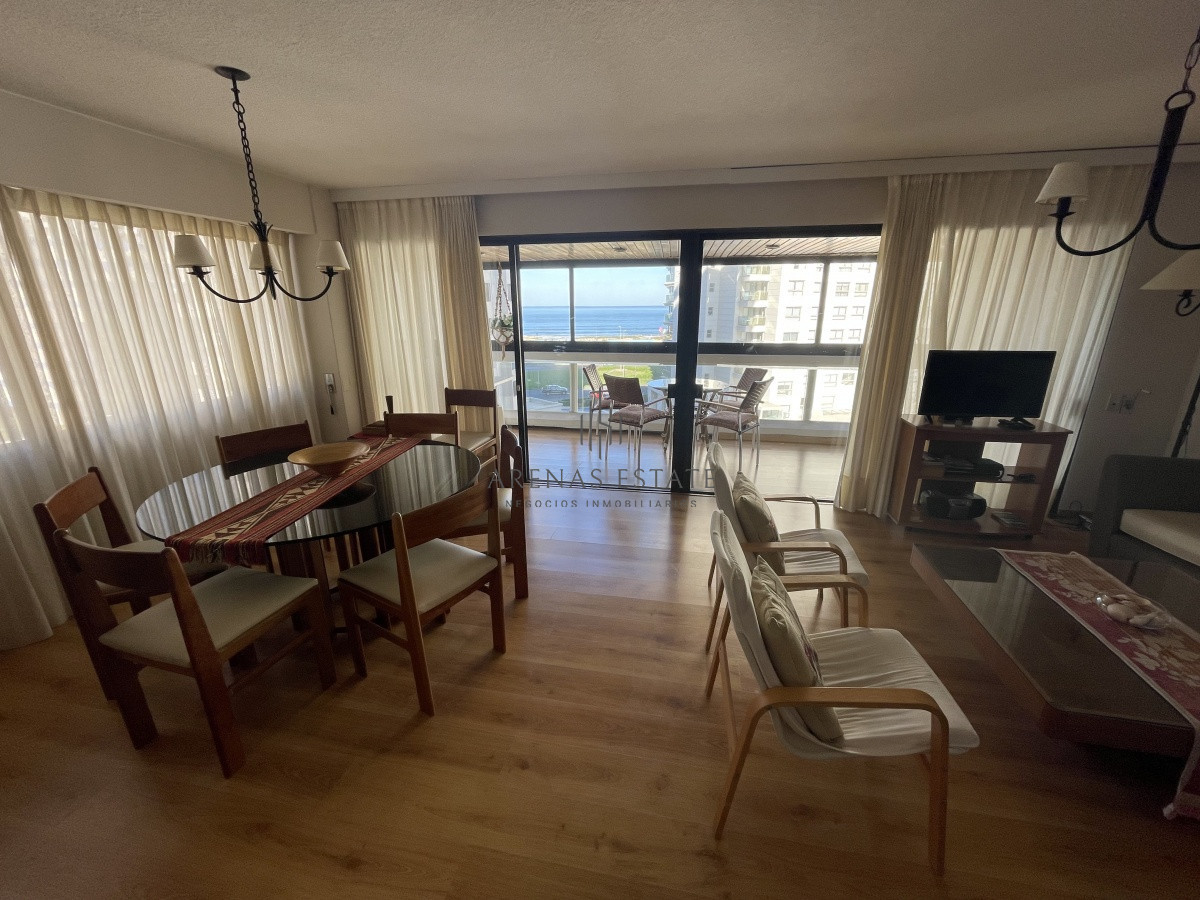 Apartamento ID.1175 - Casa en venta en Punta del Este , Brava 