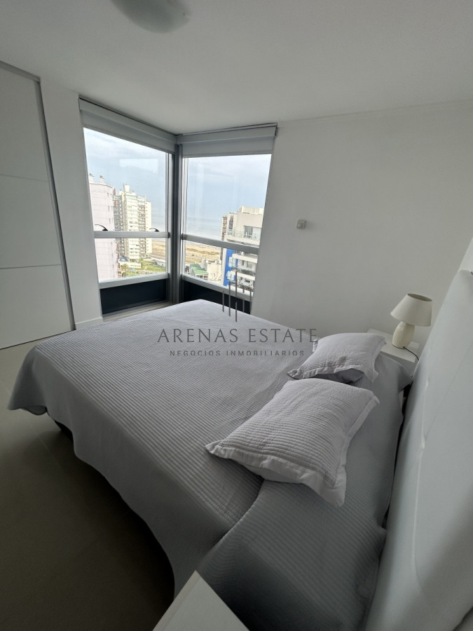Apartamento ID.2256 - Apartamento en venta Sobre Chiverta - Punta del Este