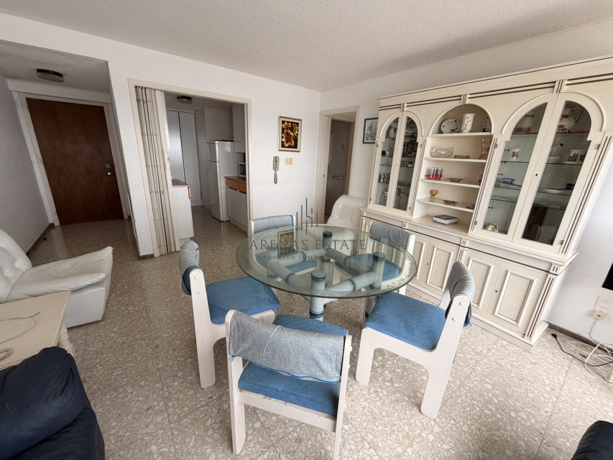Apartamento ID.4302 - Apartamento de 3 dormitorios en venta en Punta del Esre