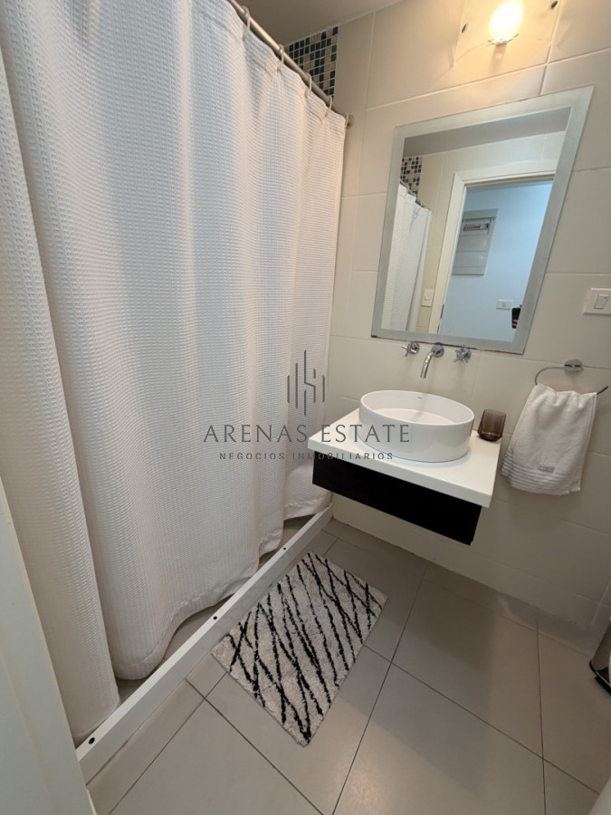 Apartamento ID.4455 - Apartamento de dos dormitorios en venta en Punta del Este