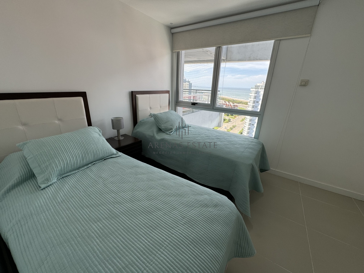 Apartamento ID.3051 - Apartamento de 3 dormitorios en venta en Punta del Este 