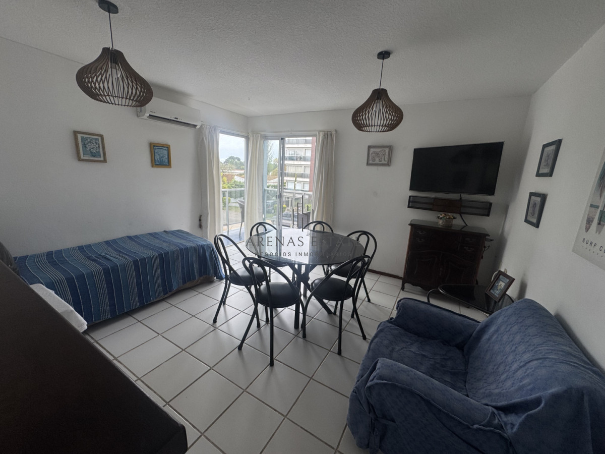 Apartamento ID.4071 - Apartamento en venta de dos dormitorios en venta Punta del Este 