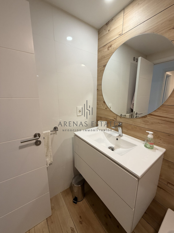 Apartamento ID.4450 - Apartamento en venta de dos dormitorios en zona Mansa , Punta del Este 