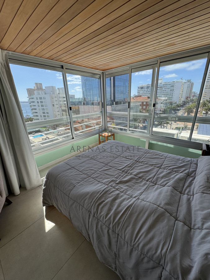 Apartamento ID.3995 - Apartamento de dos dormitorios en venta en Peninsula , Punta del Este 