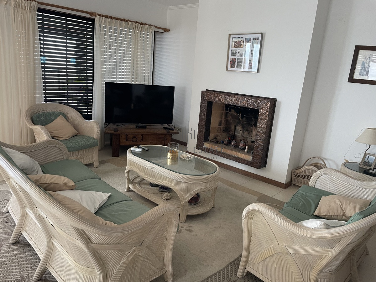 Apartamento ID.1268 - Penthouse en venta en Punta del Este 