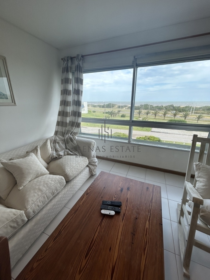 Apartamento ID.2072 - Apartamento de 3 dormitorios en venta Zona brava , Punta del Este